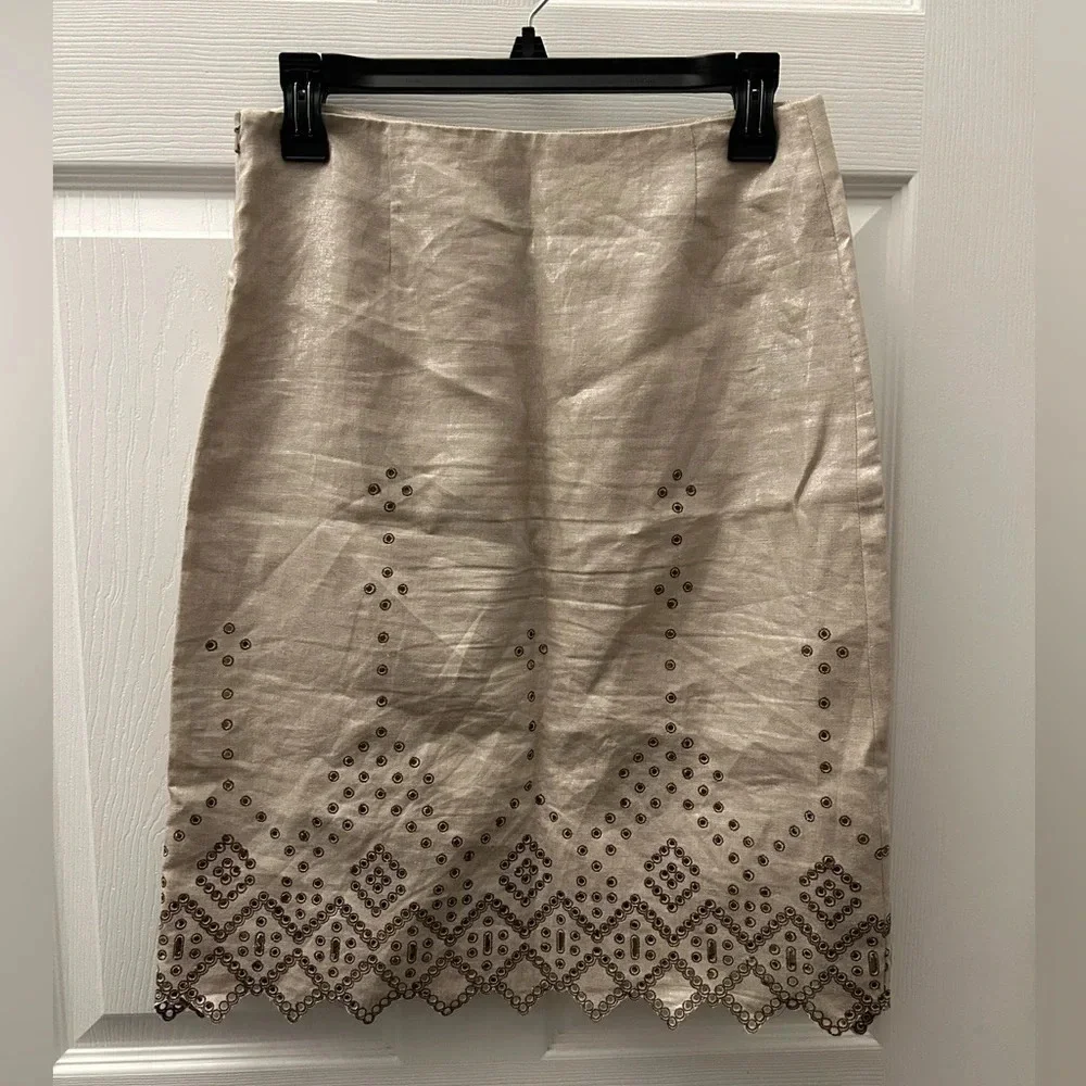 ! Tory Burch women's pencil skirt size 4 light shimmer zip back linen